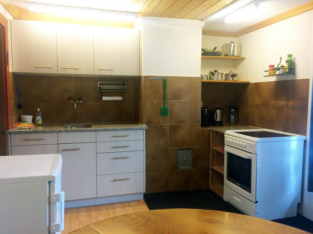 Bnb Guesthouse Lusi Frauenkirch Ngoại thất bức ảnh
