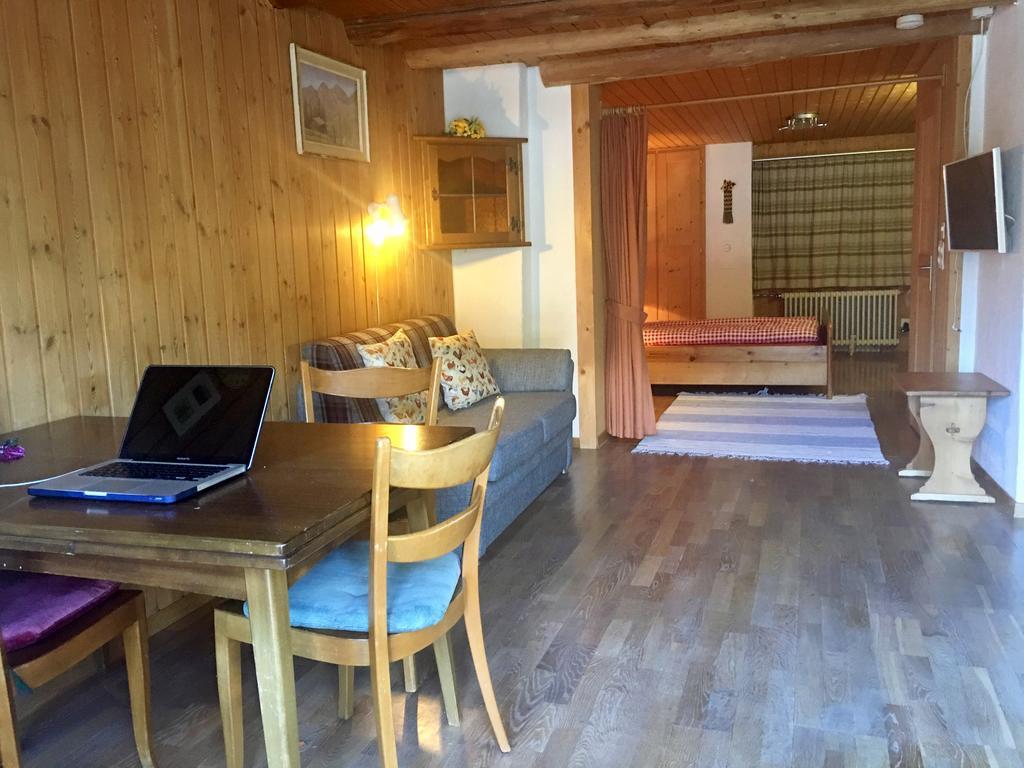 Bnb Guesthouse Lusi Frauenkirch Ngoại thất bức ảnh